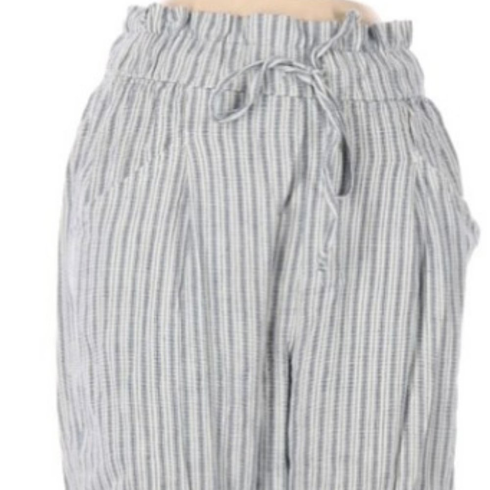 American Eagle High Wasted Pants